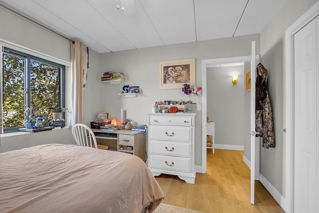 131 Franklin St # 306