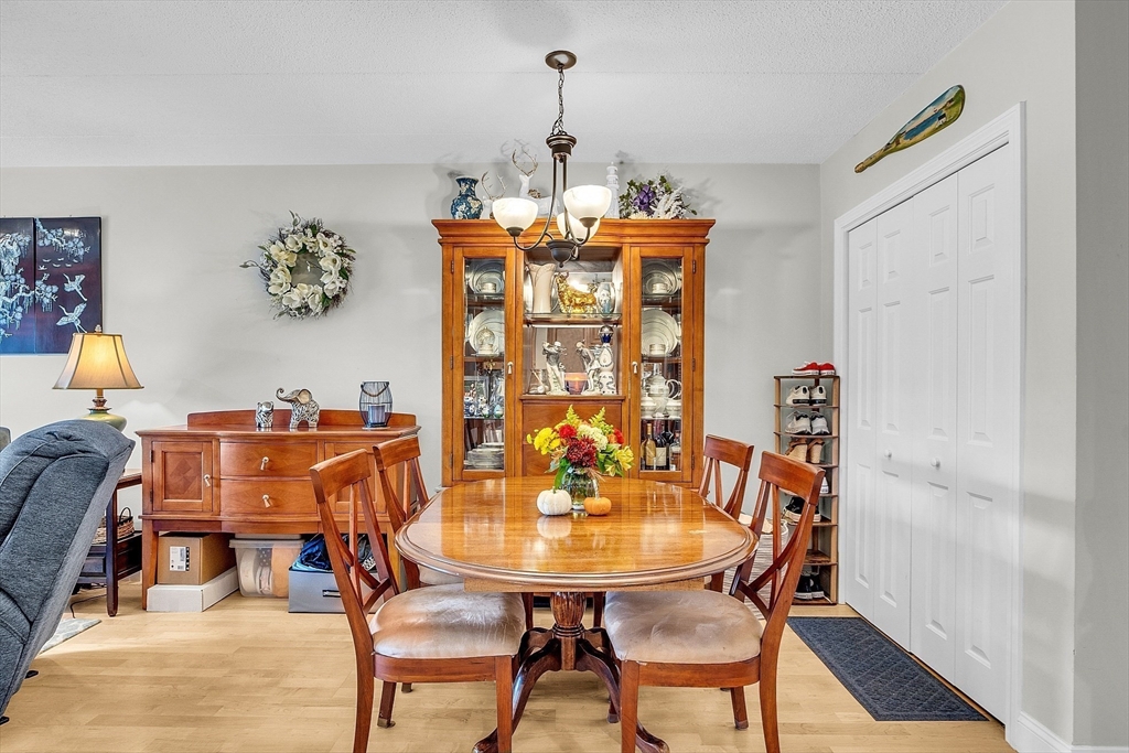 131 Franklin St # 306