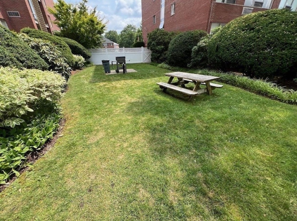 130 Boylston St # 2