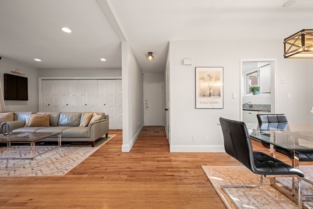 130 Boylston St # 2