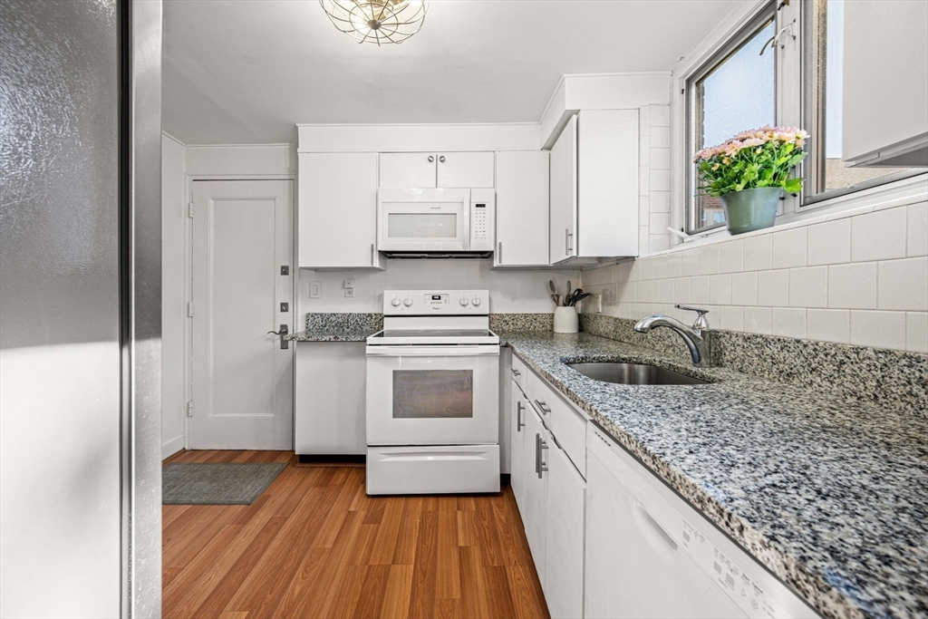 130 Boylston St # 2