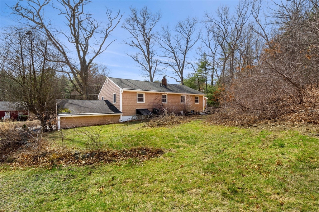 83 Thurlow St