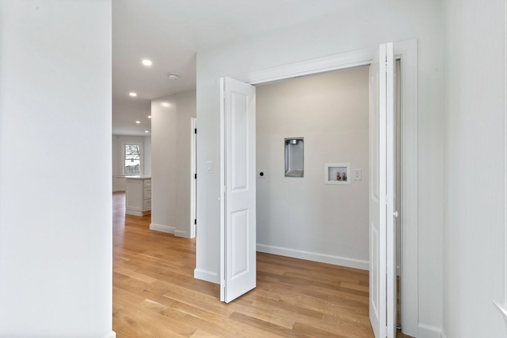 106 Broadway # 1