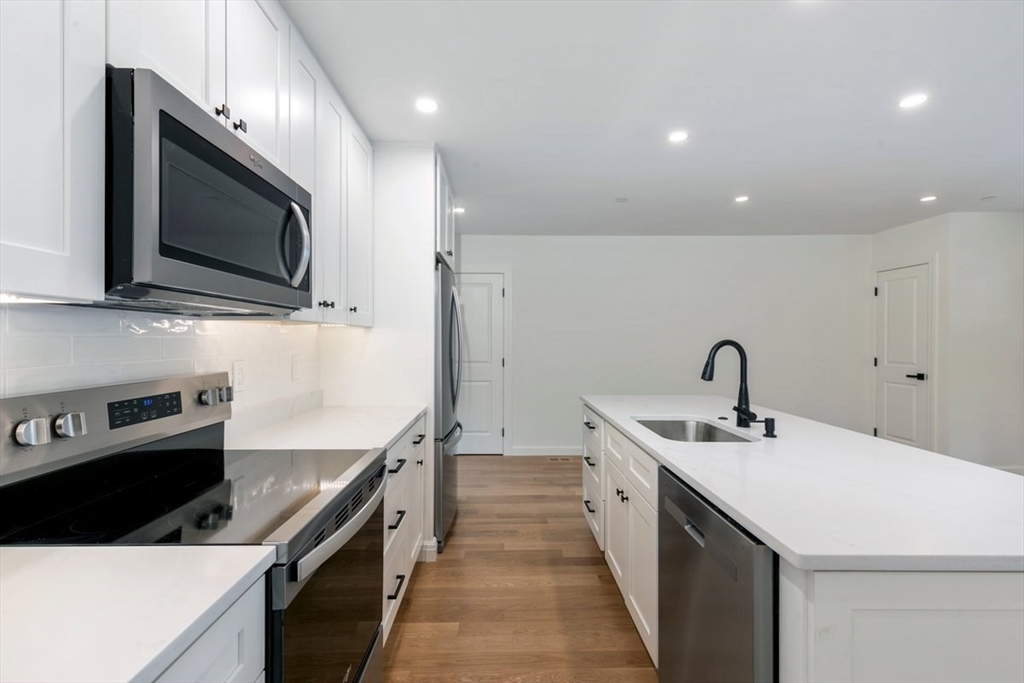 106 Broadway # 1