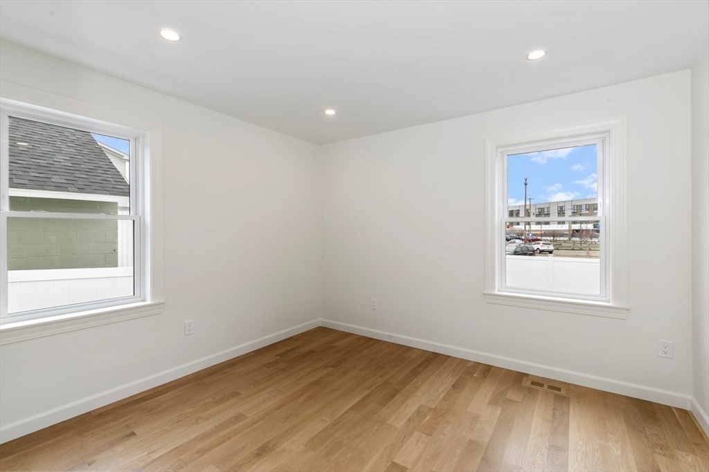 106 Broadway # 1