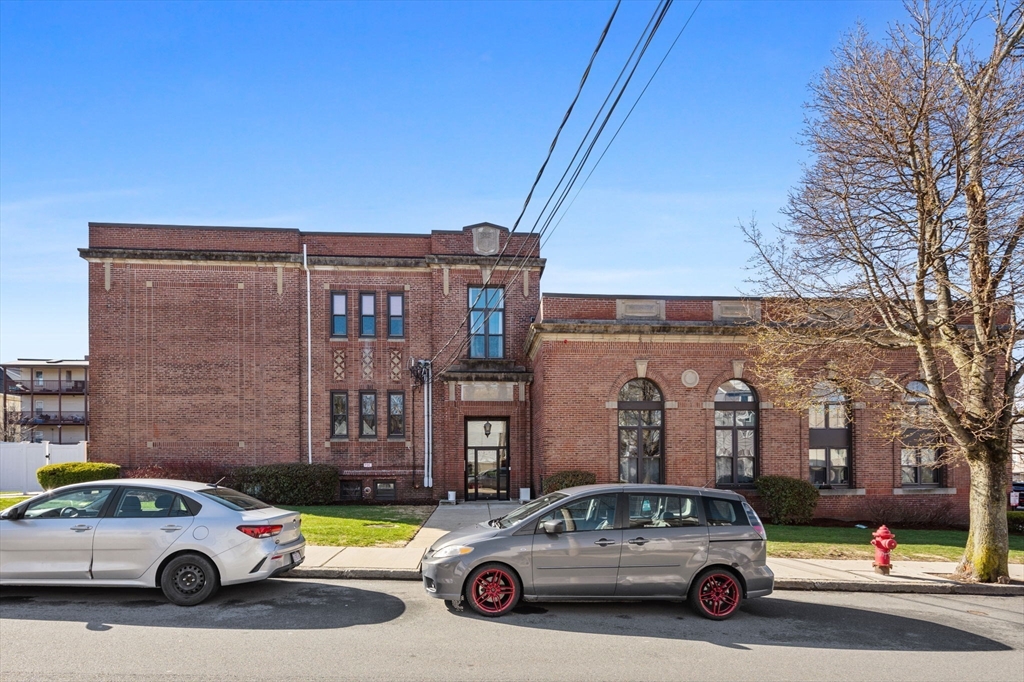 50 Floyd St # 4