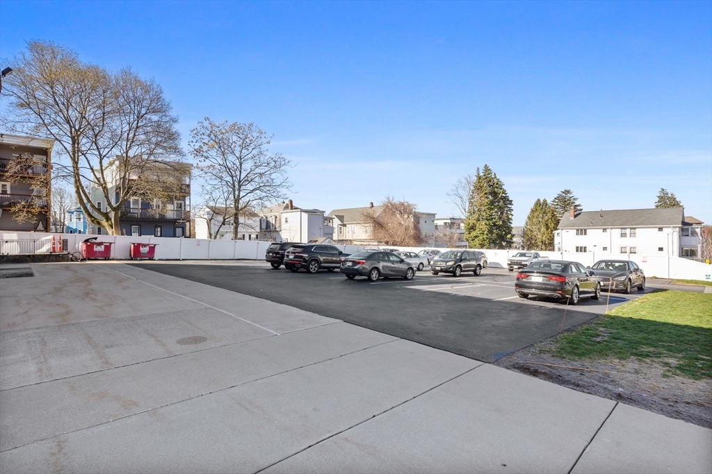 50 Floyd St # 4