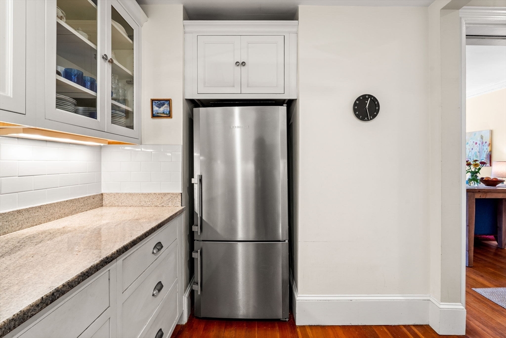 11 Revere St # 6