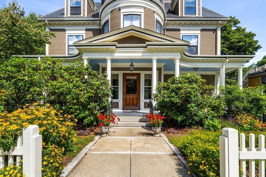 11 Revere St # 6