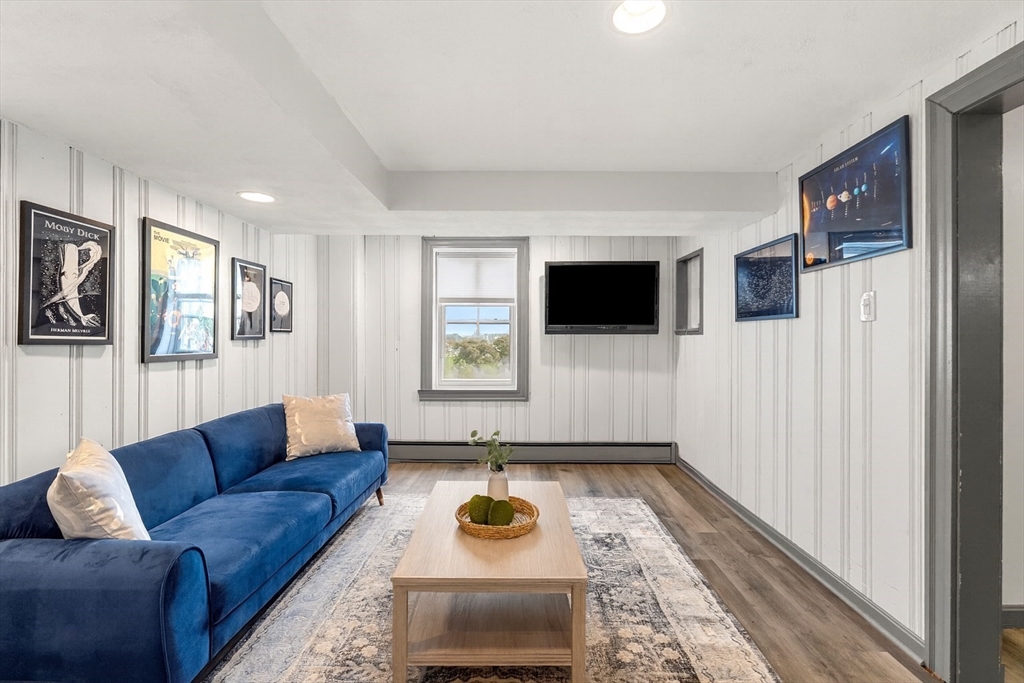 49 Faywood Ave