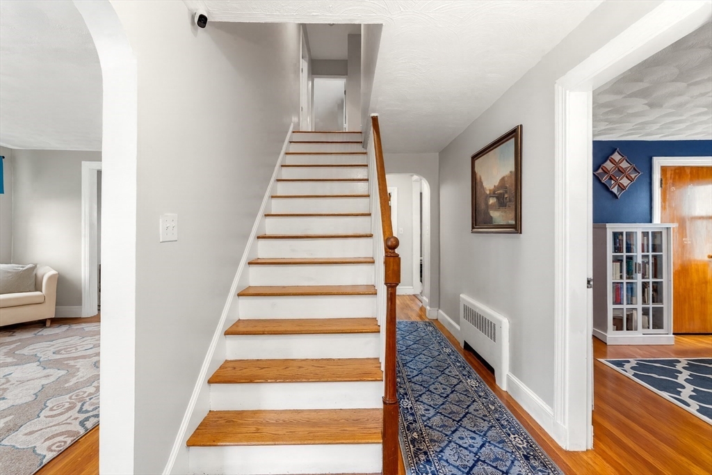 49 Faywood Ave
