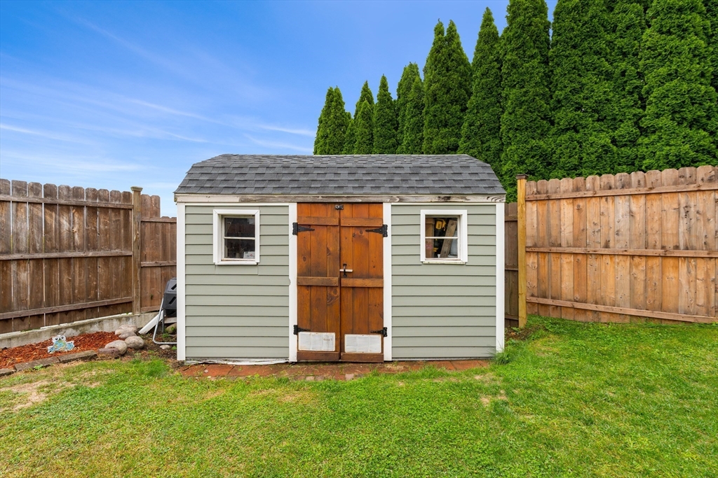 49 Faywood Ave