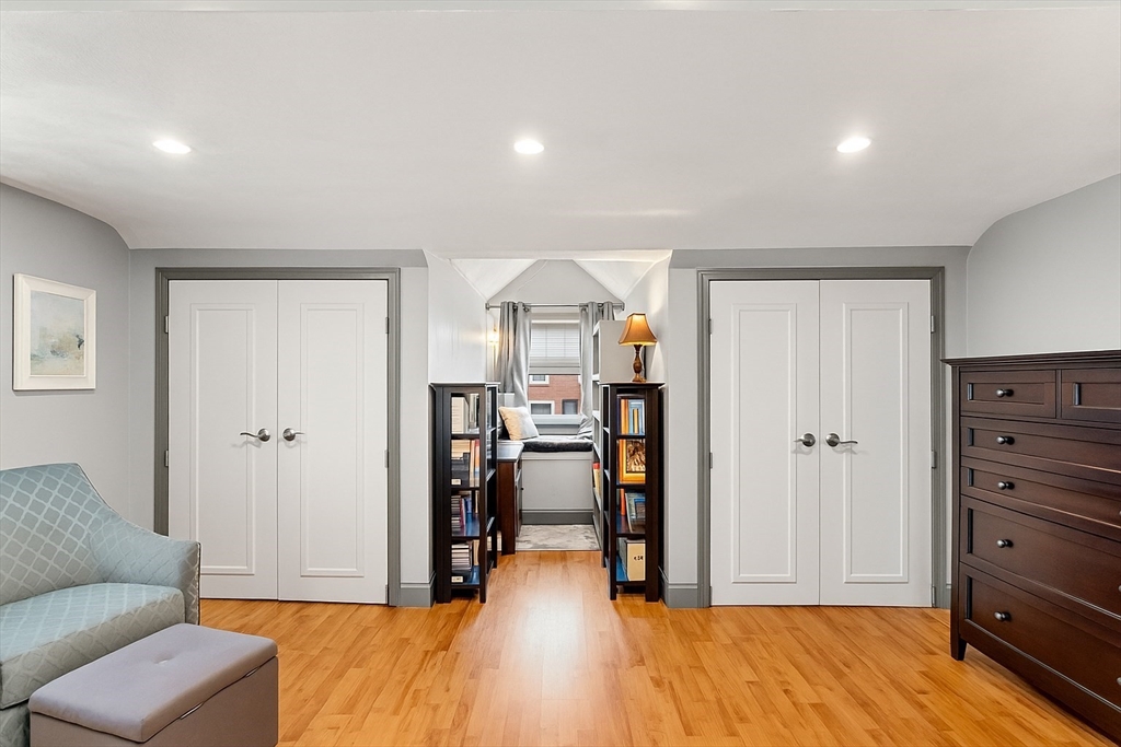 49 Faywood Ave