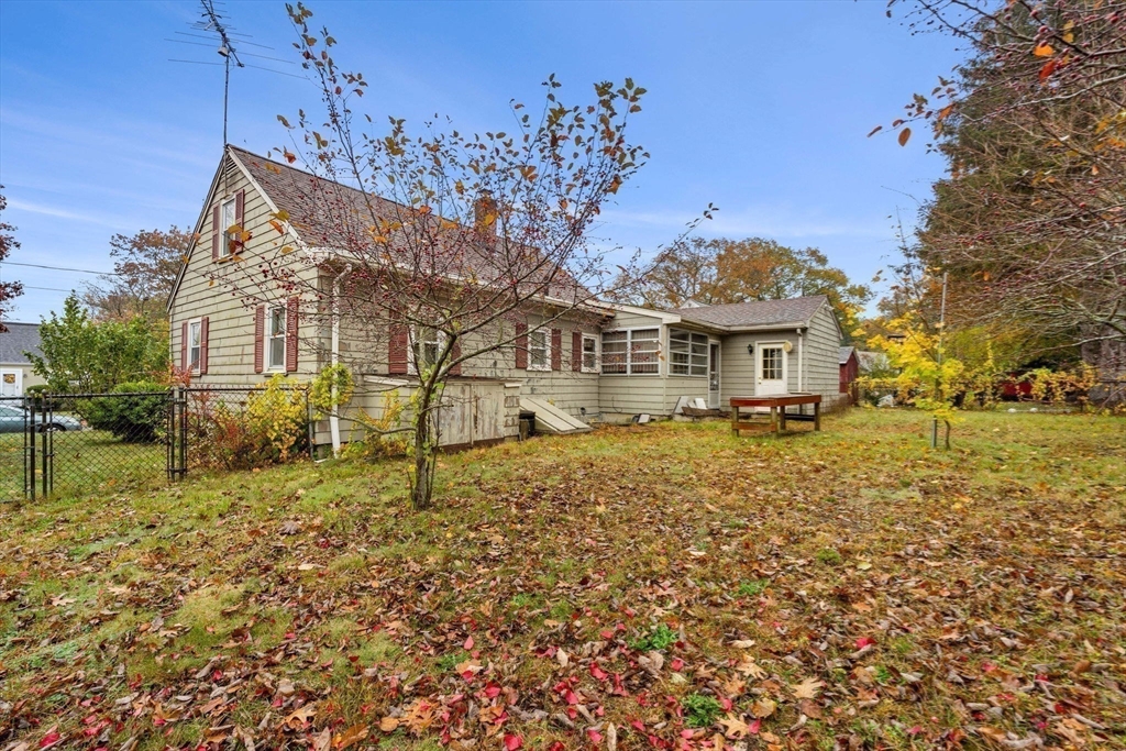 17 Donald Rd