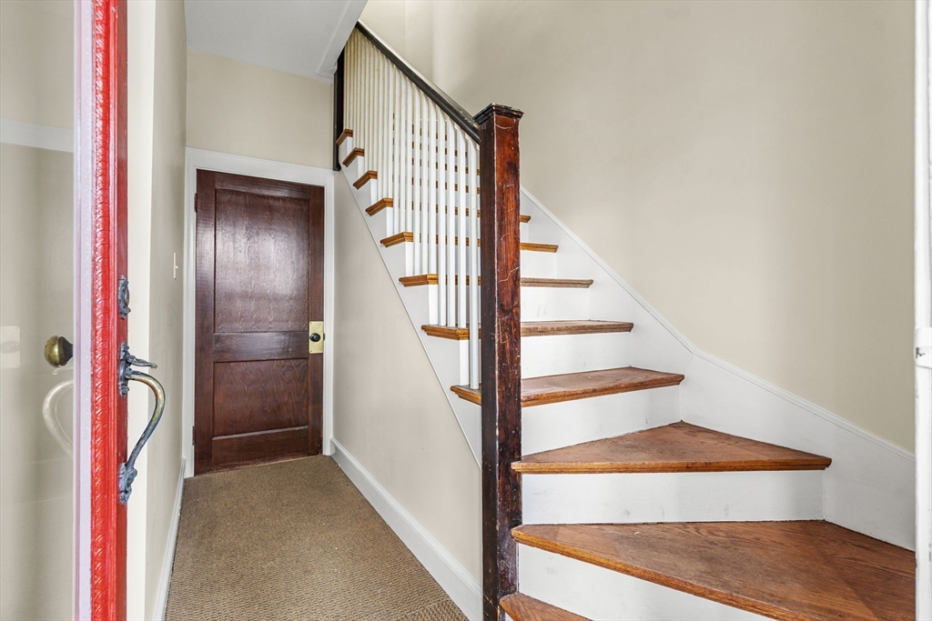 76 Myrtle St