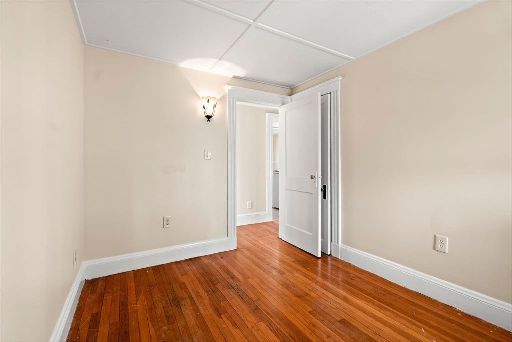 74 Myrtle St