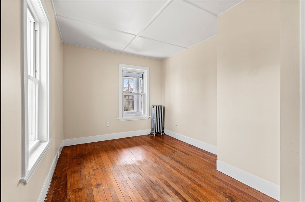 74 Myrtle St