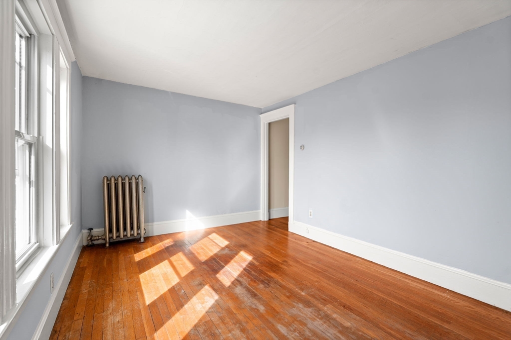 74 Myrtle St