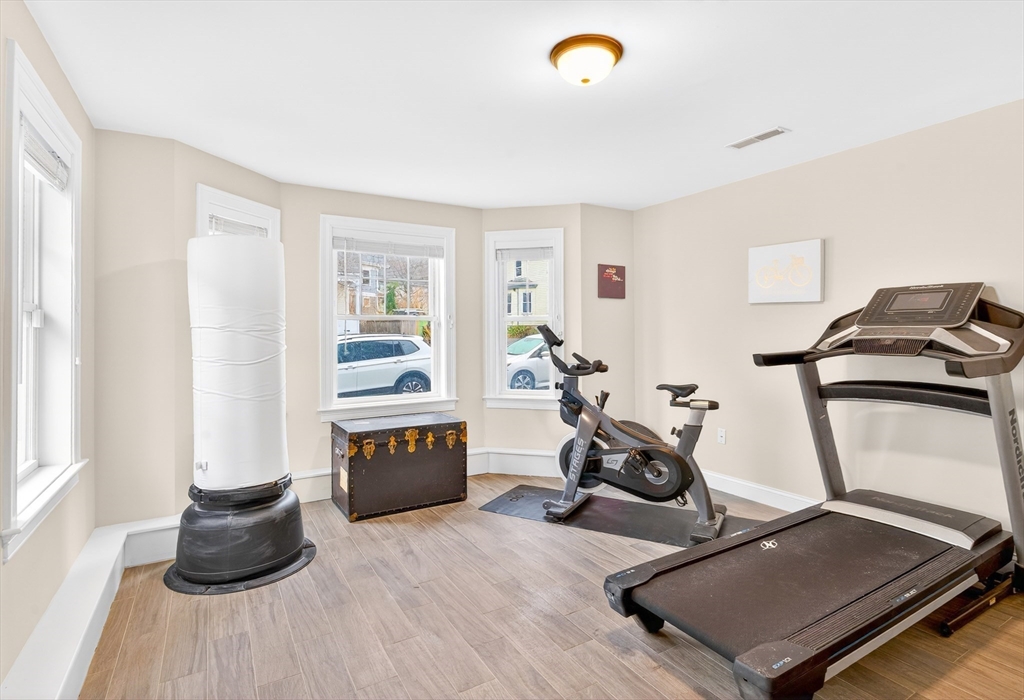 23 Palmer St # 1