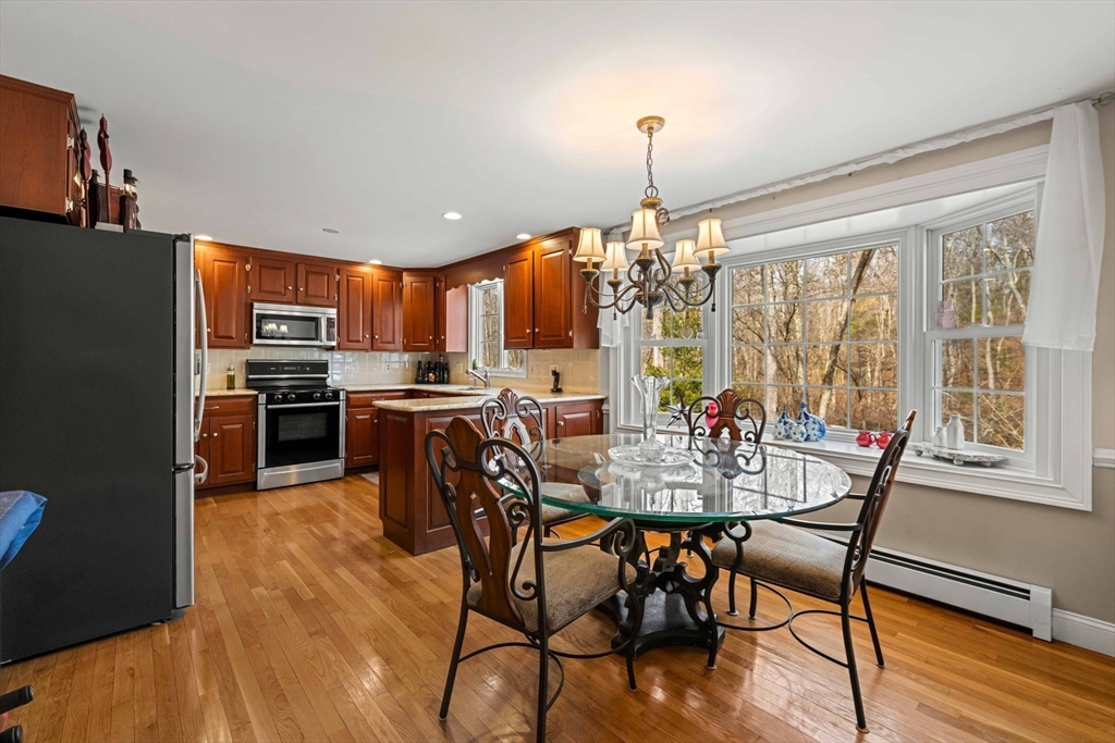 12 Inverness Cir