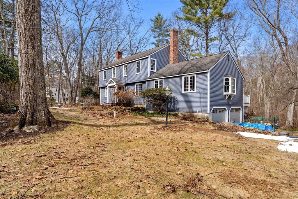 12 Inverness Cir