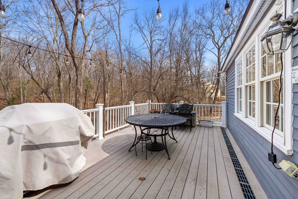 12 Inverness Cir
