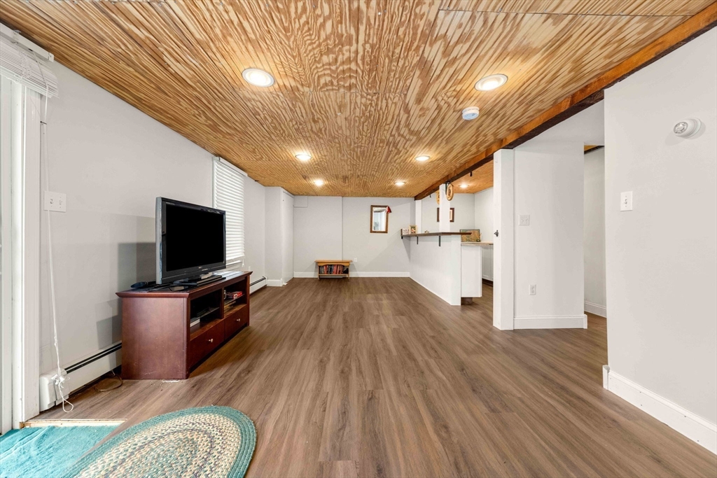 12 Inverness Cir