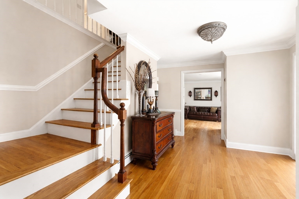12 Inverness Cir