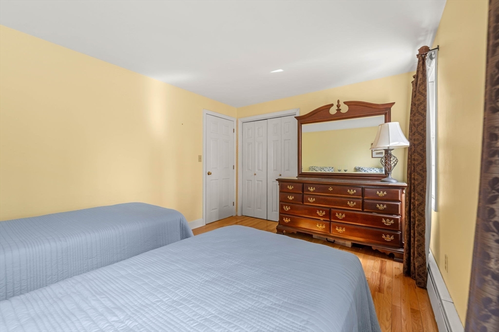 12 Inverness Cir