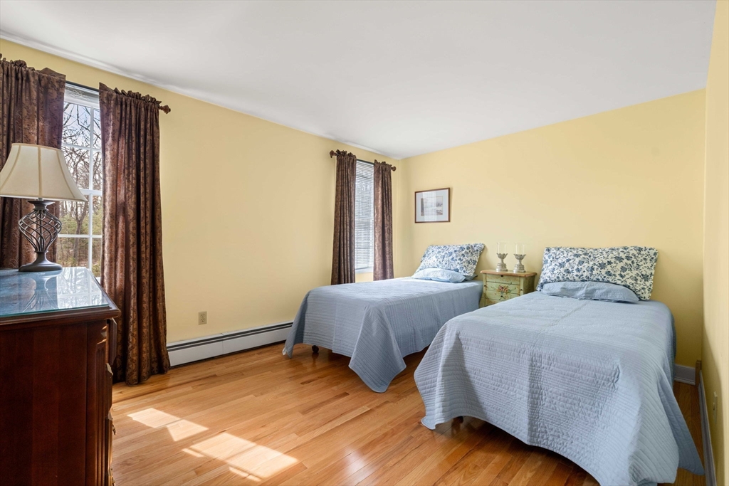 12 Inverness Cir