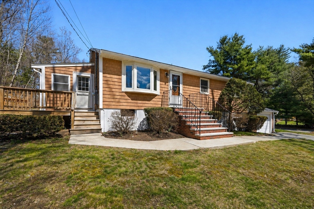 83 Thurlow St
