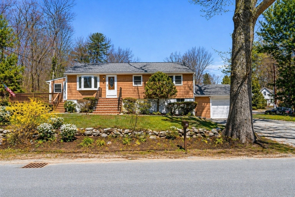 83 Thurlow St