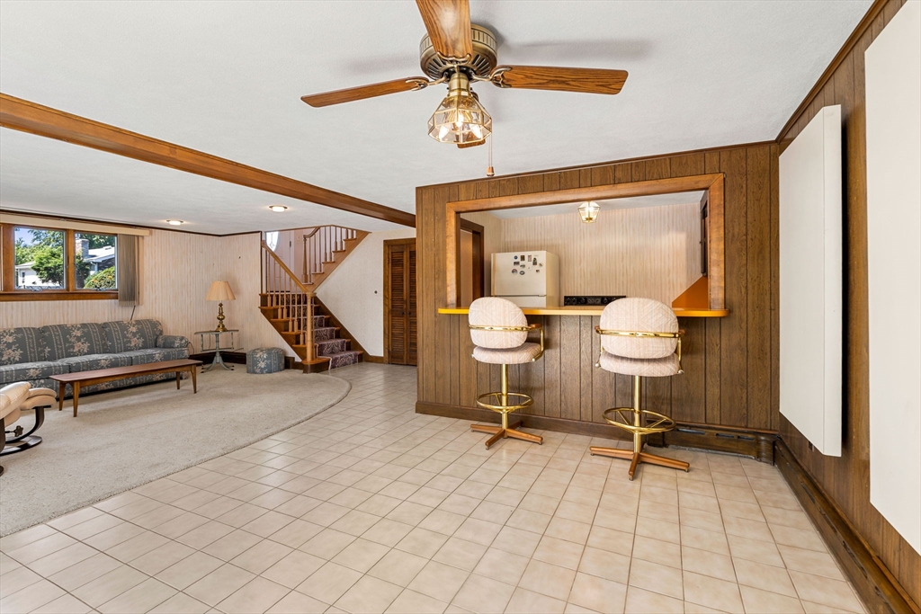 76 Cushing Ave