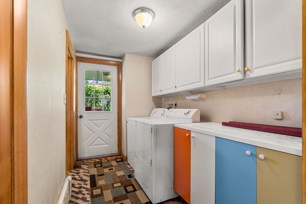 76 Cushing Ave
