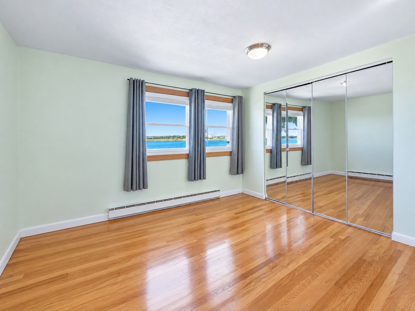 195 Mills Ave