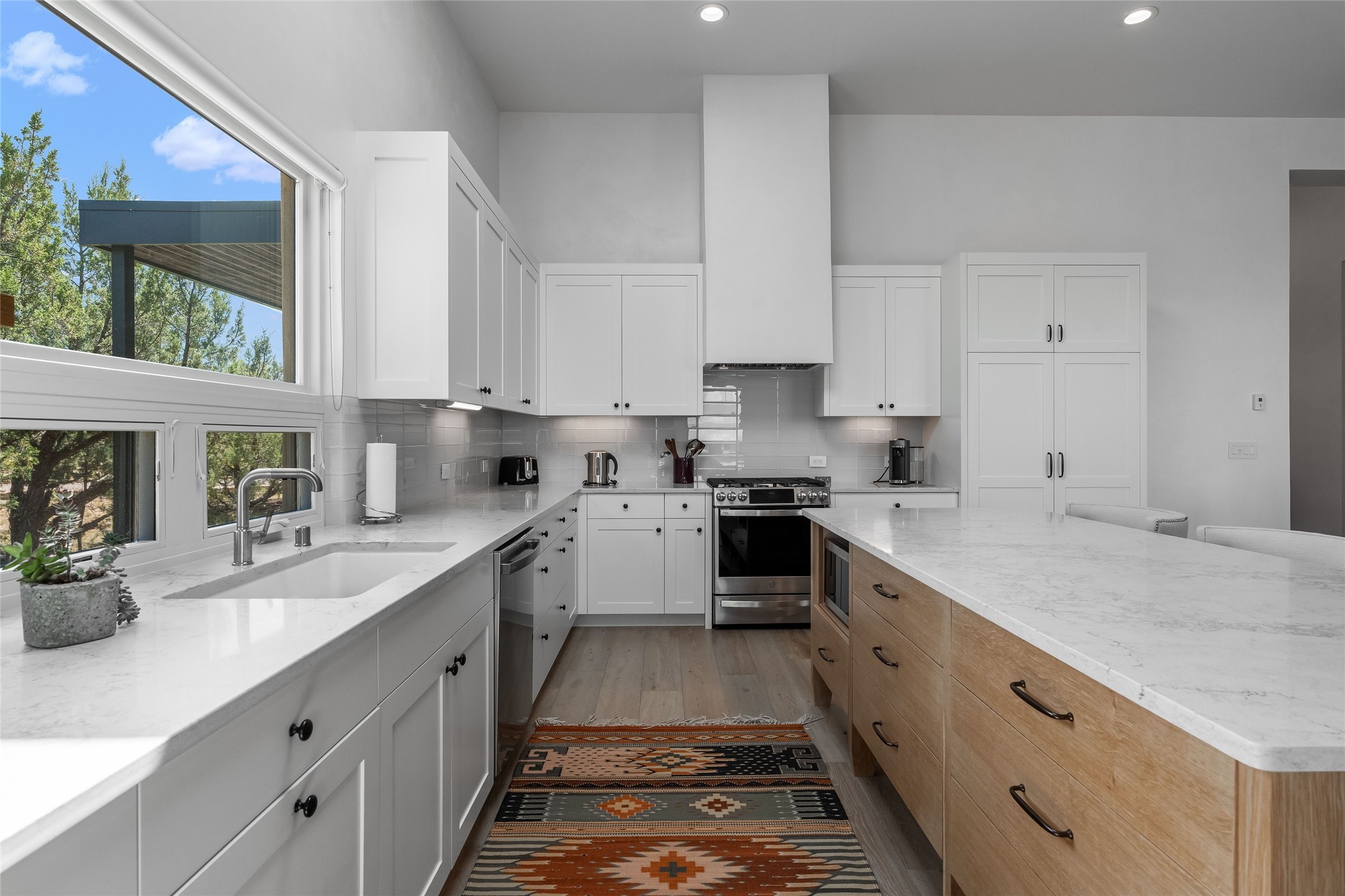 88 W Golden Eagle Road