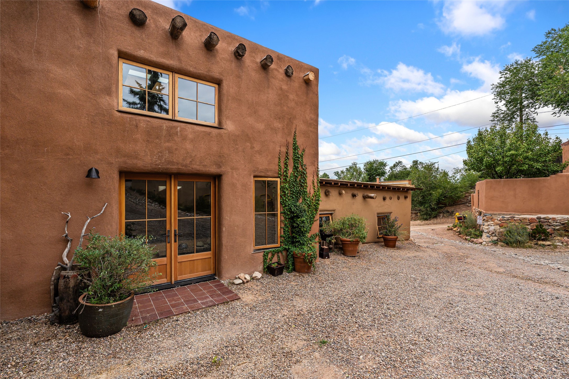 220 Rodriguez