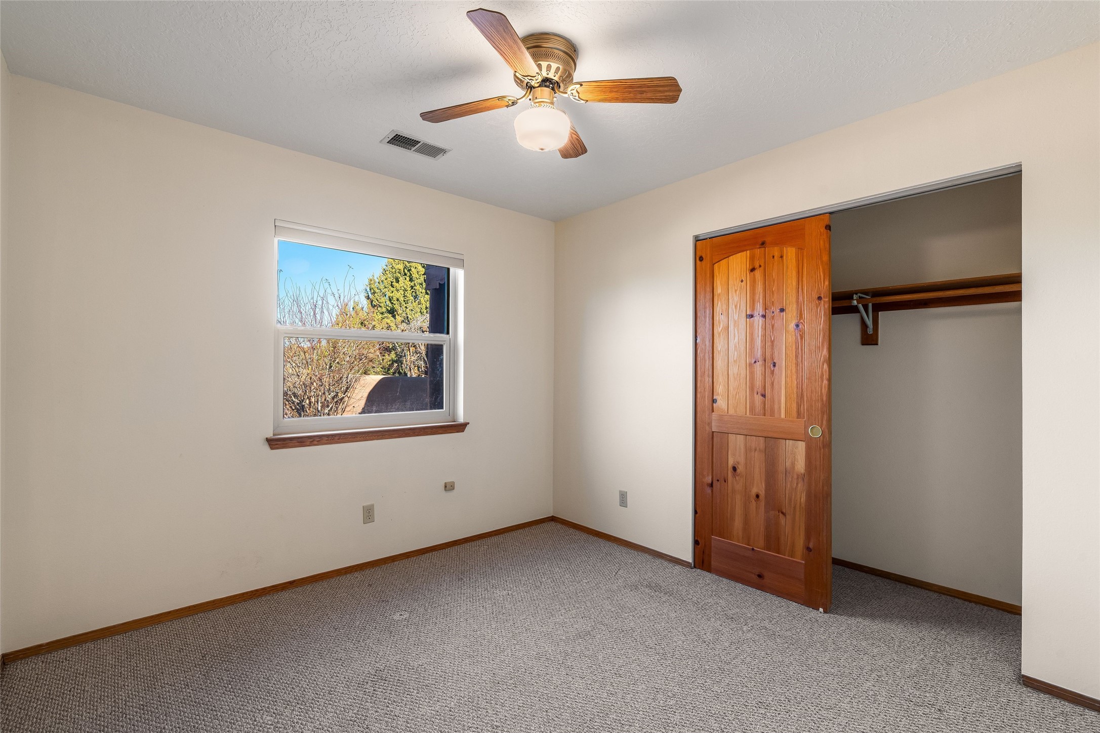 102 Sierra Azul