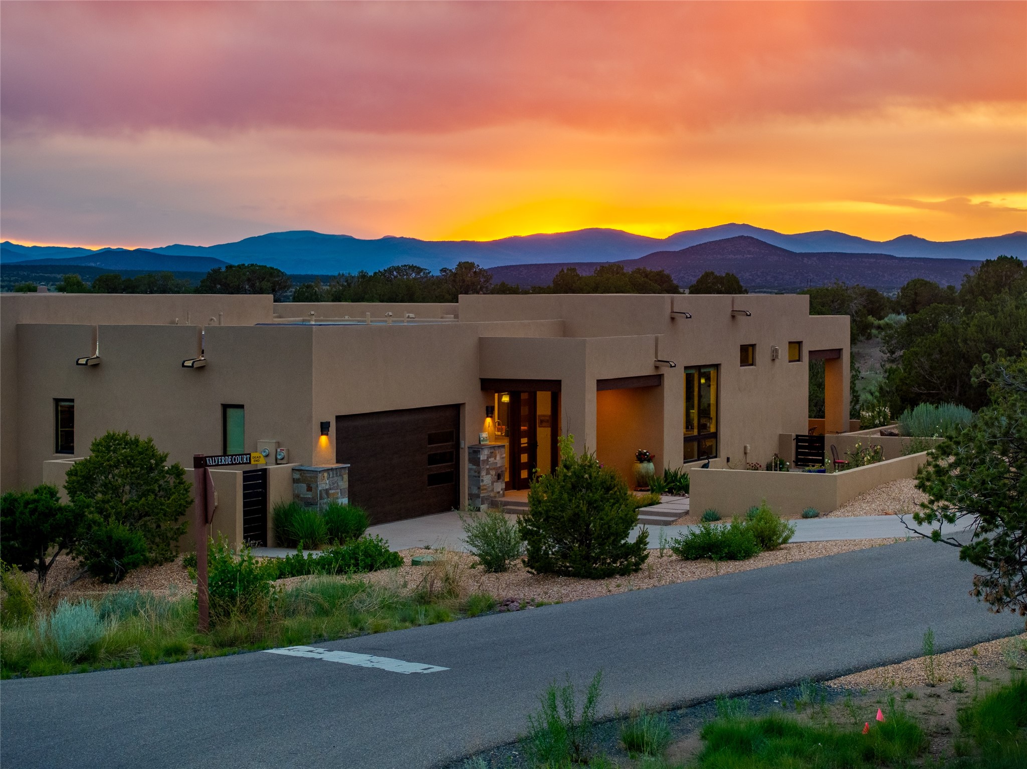 1 Valverde Court