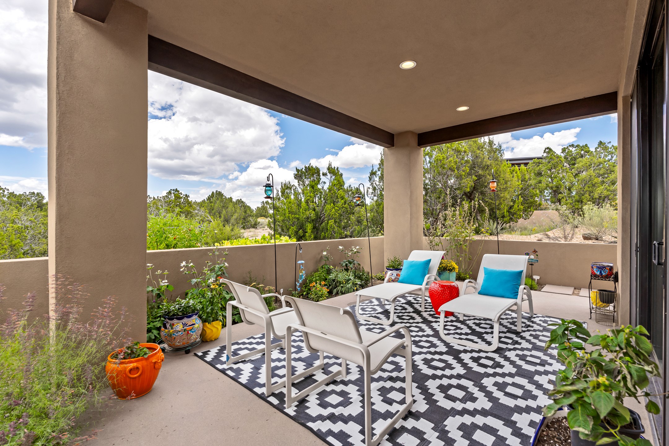 1 Valverde Court