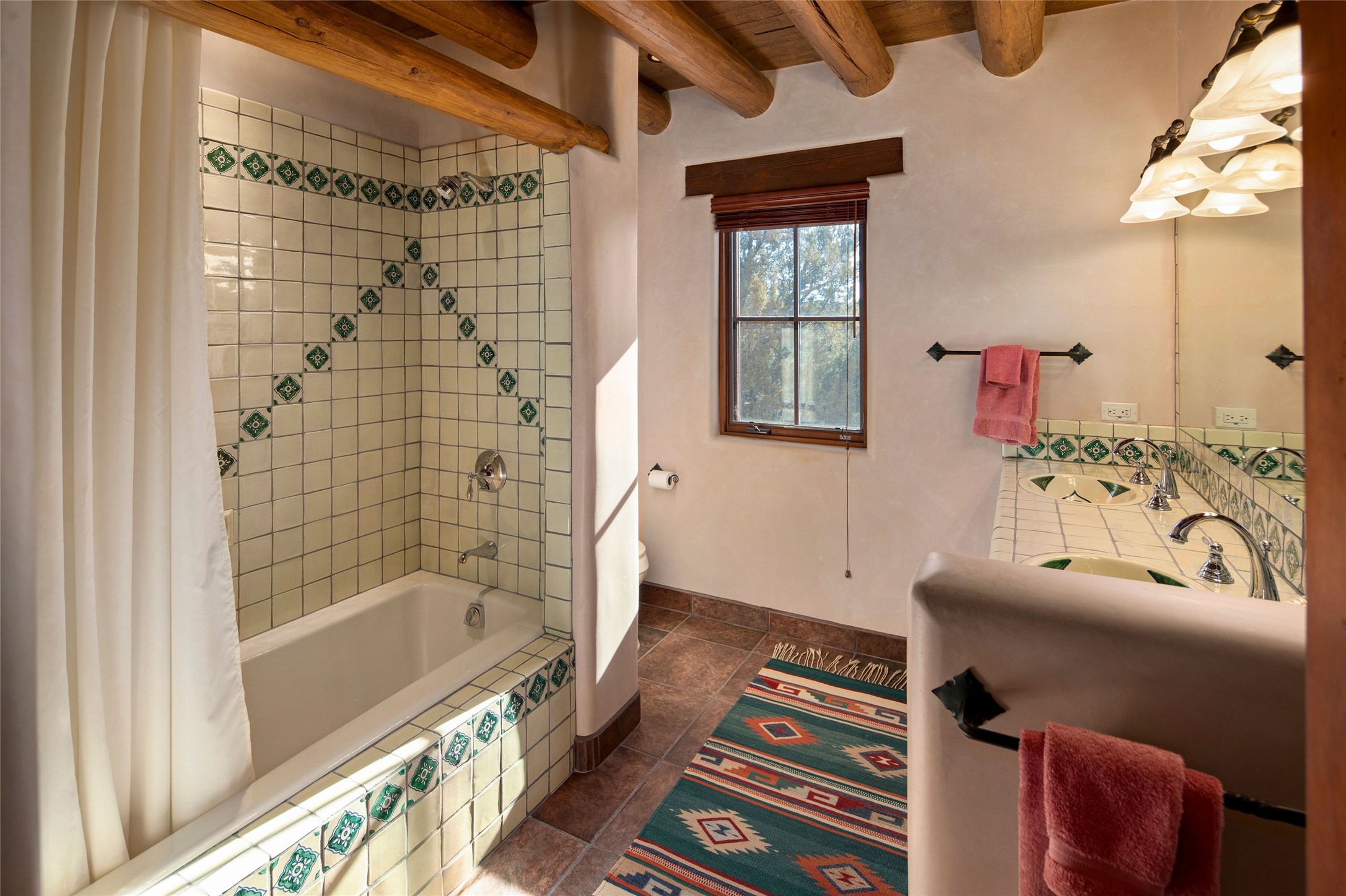 95 Lodge Trail