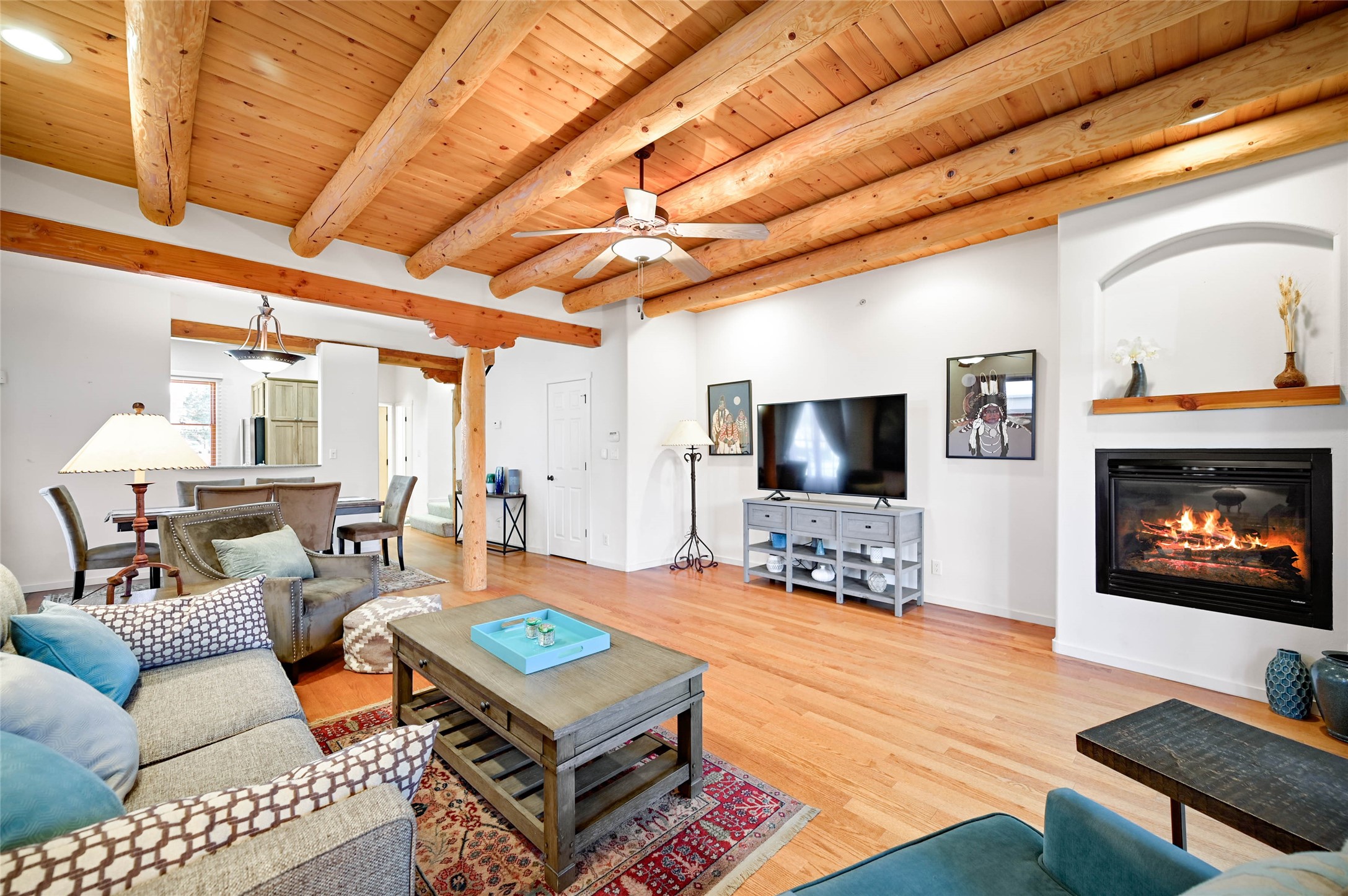 601 San Mateo Road W 196