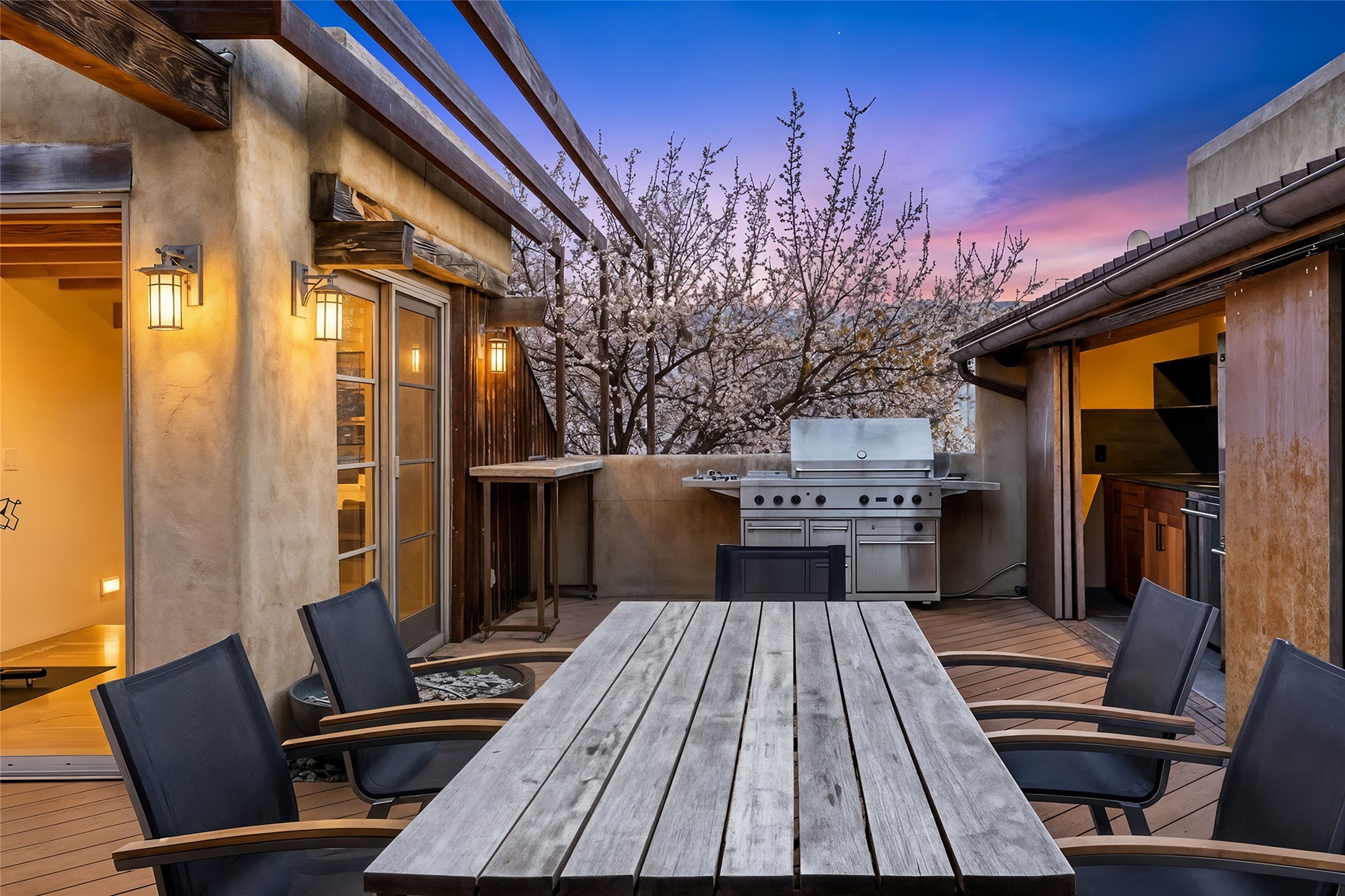501 Sunset C
