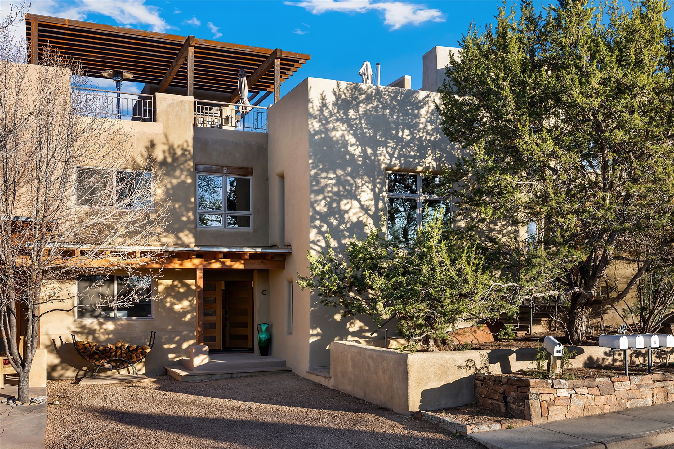 501 Sunset C