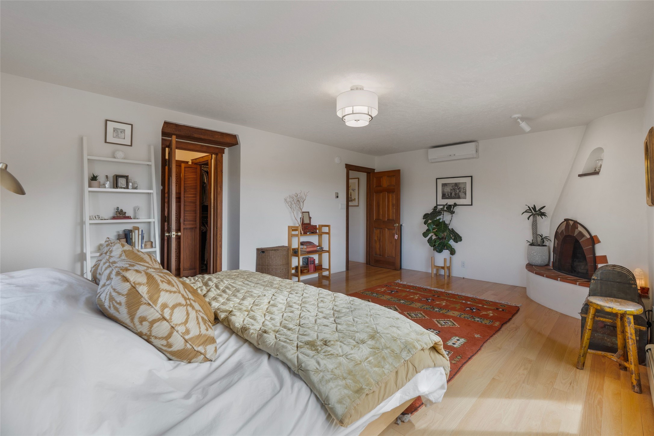 1396 Hyde Park Road