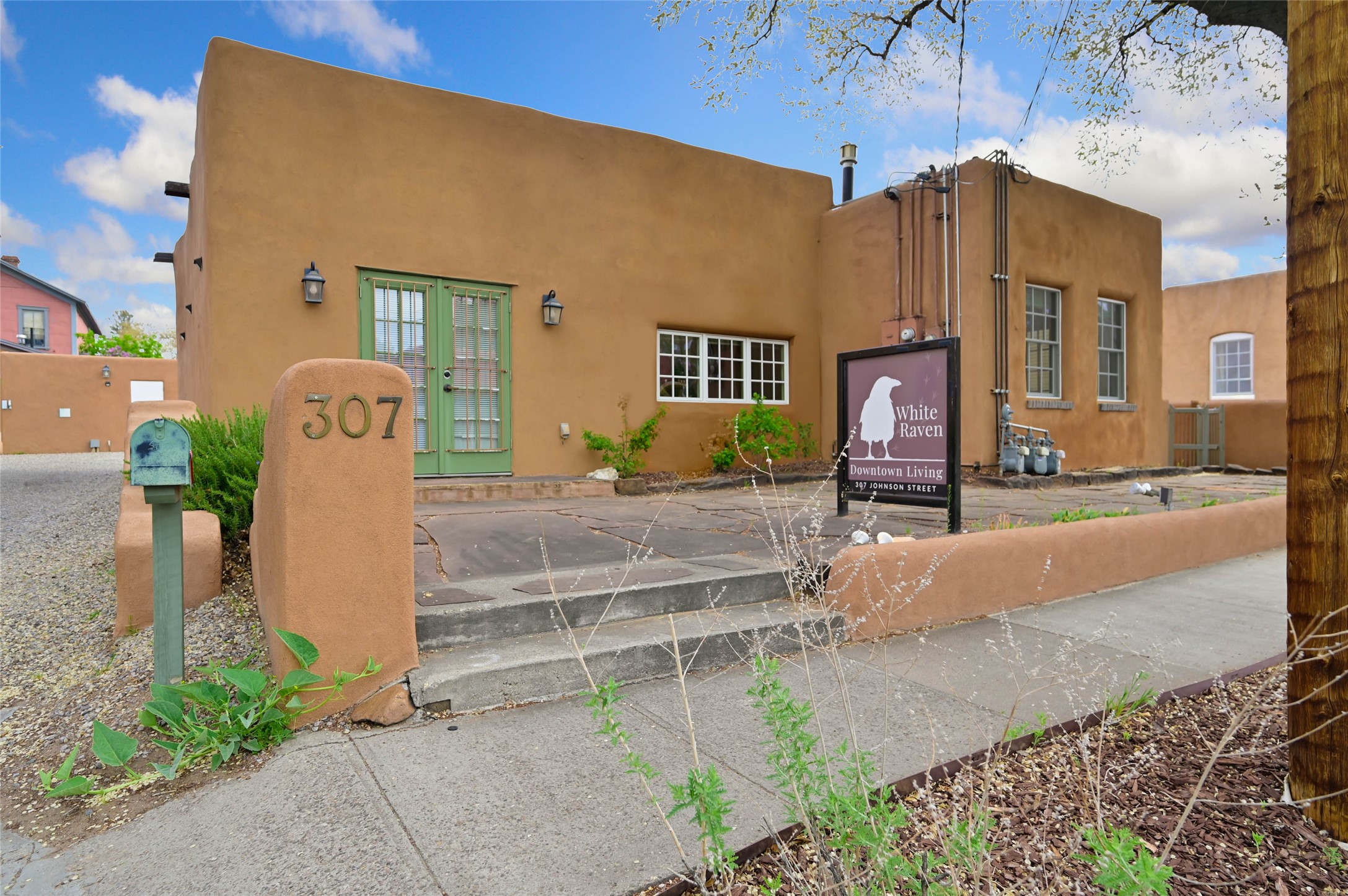307 Johnson Street