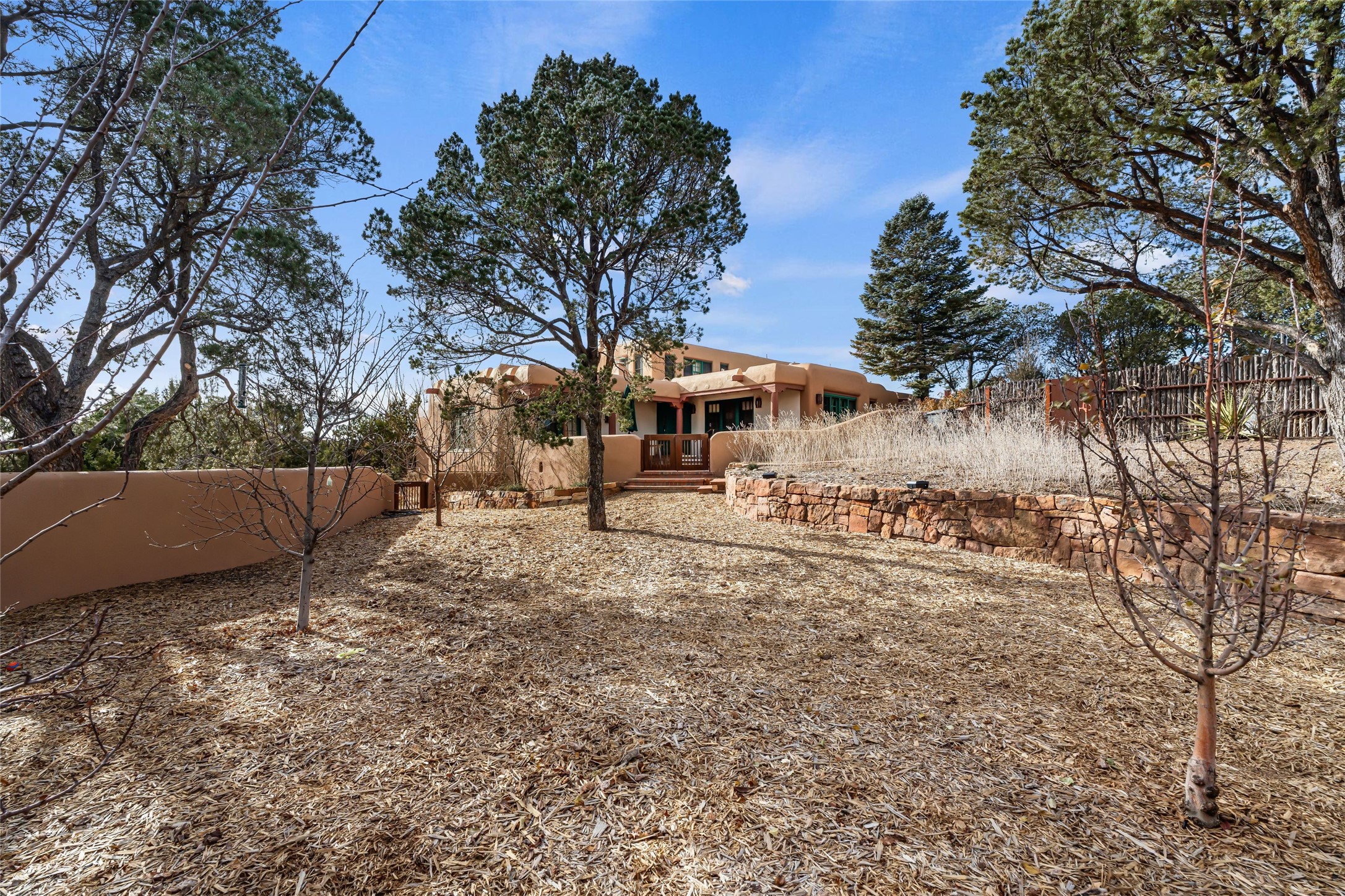 1057 Camino Manana