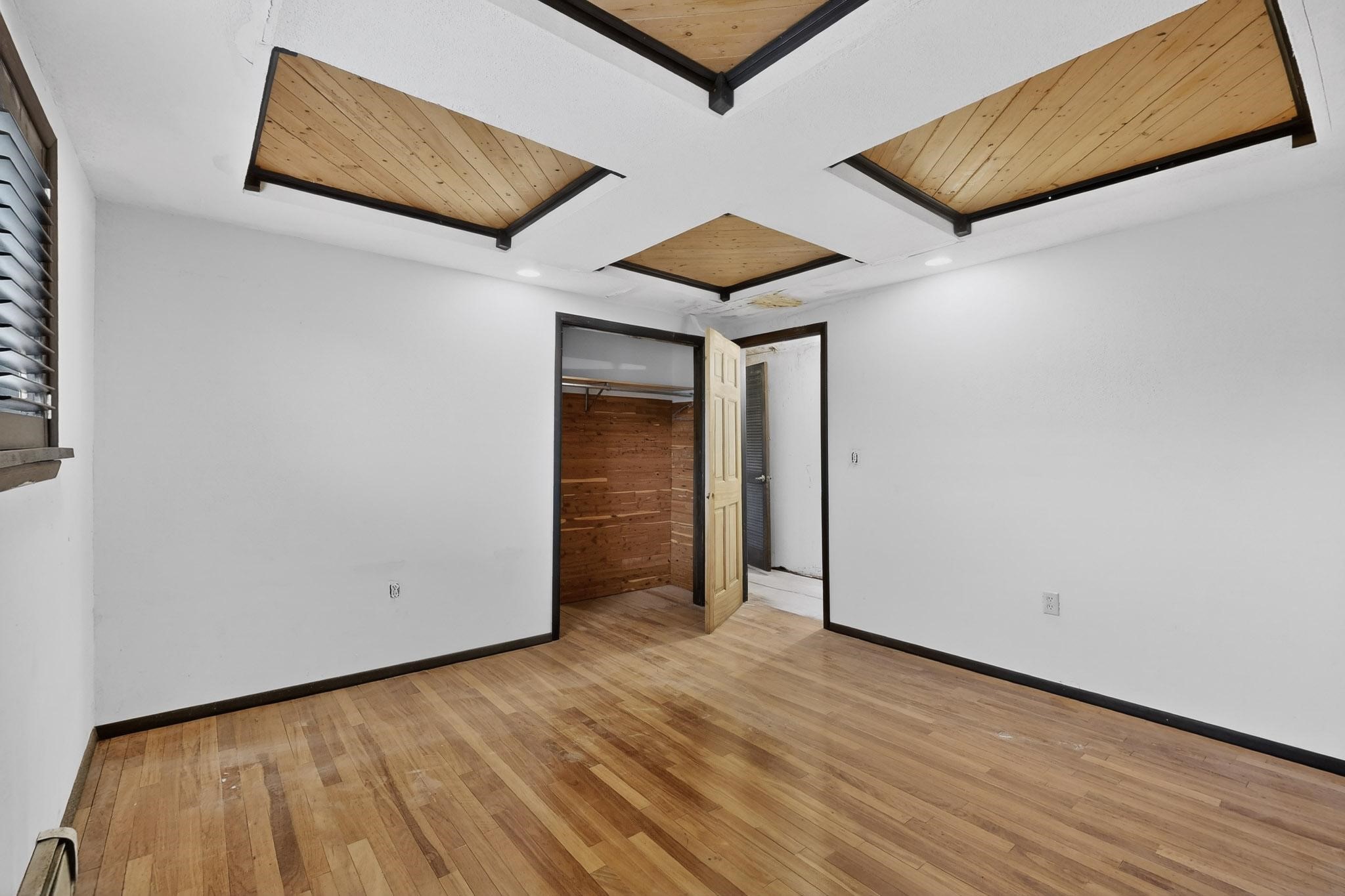 609 Calle De Marcos