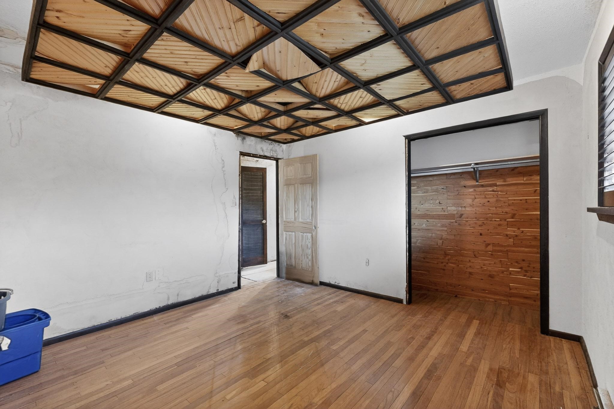609 Calle De Marcos