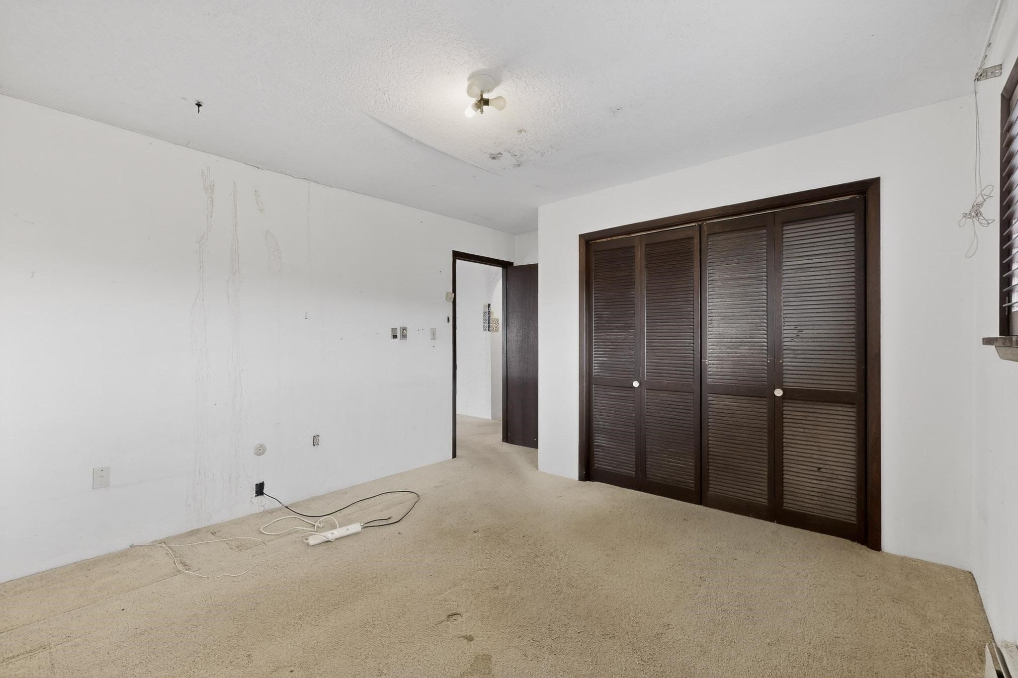 609 Calle De Marcos